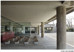 ピロティの写真