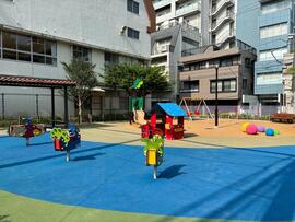 小島　遊具エリア