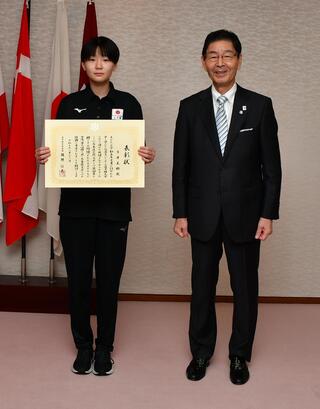 台東区文化・スポーツ奨励賞記念撮影