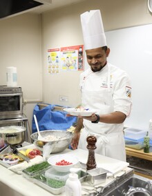 エグゼクティブシェフによる料理実演の写真